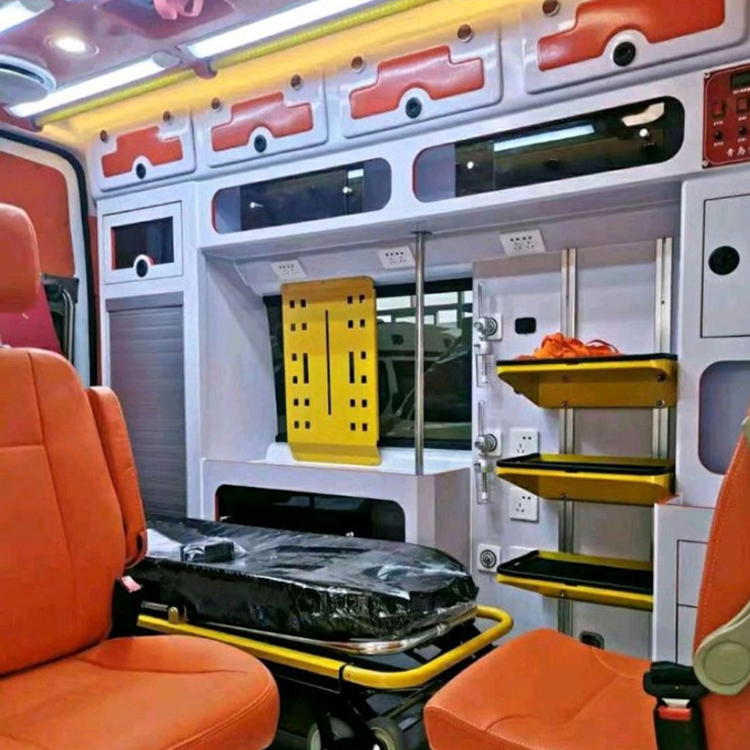 花溪长途救护车护送病人租赁价格